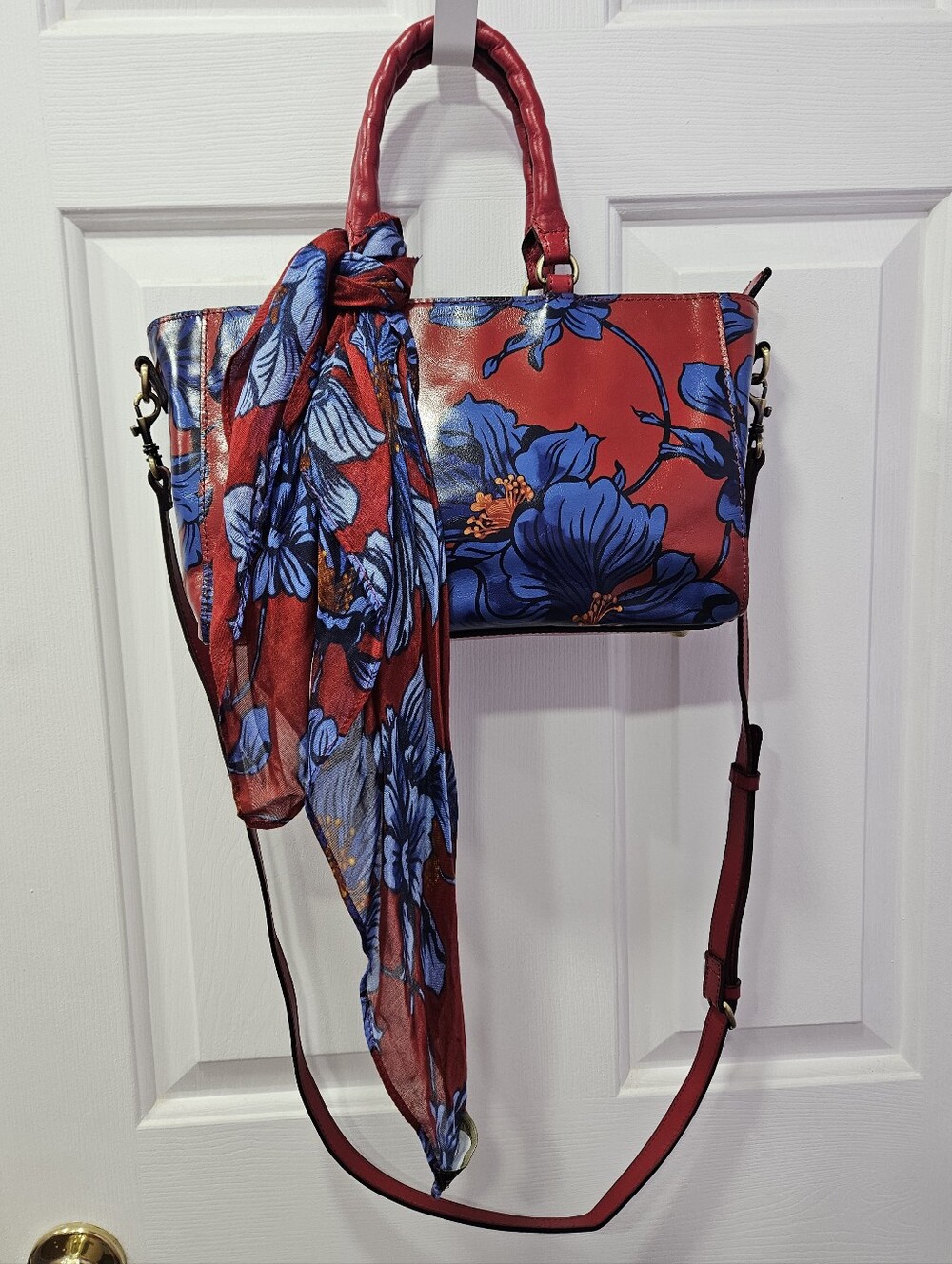 Patricia Nash 2 PC SET - Aileen Satchel with Floral Print Scarf - Picture 3 of 12